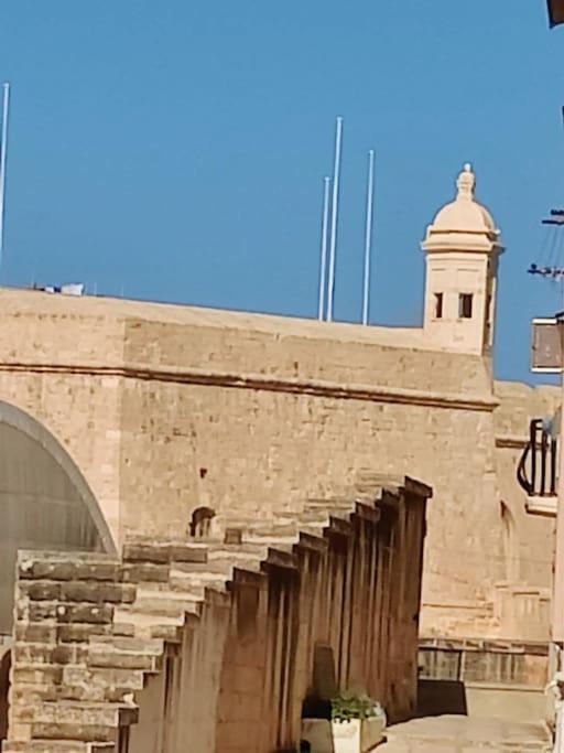 Deck 3 Savynomad Harbour Residences Wow Views Cospicua Exteriör bild