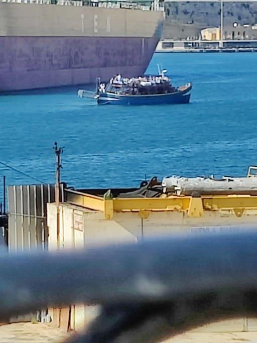 Deck 3 Savynomad Harbour Residences Wow Views Cospicua Exteriör bild
