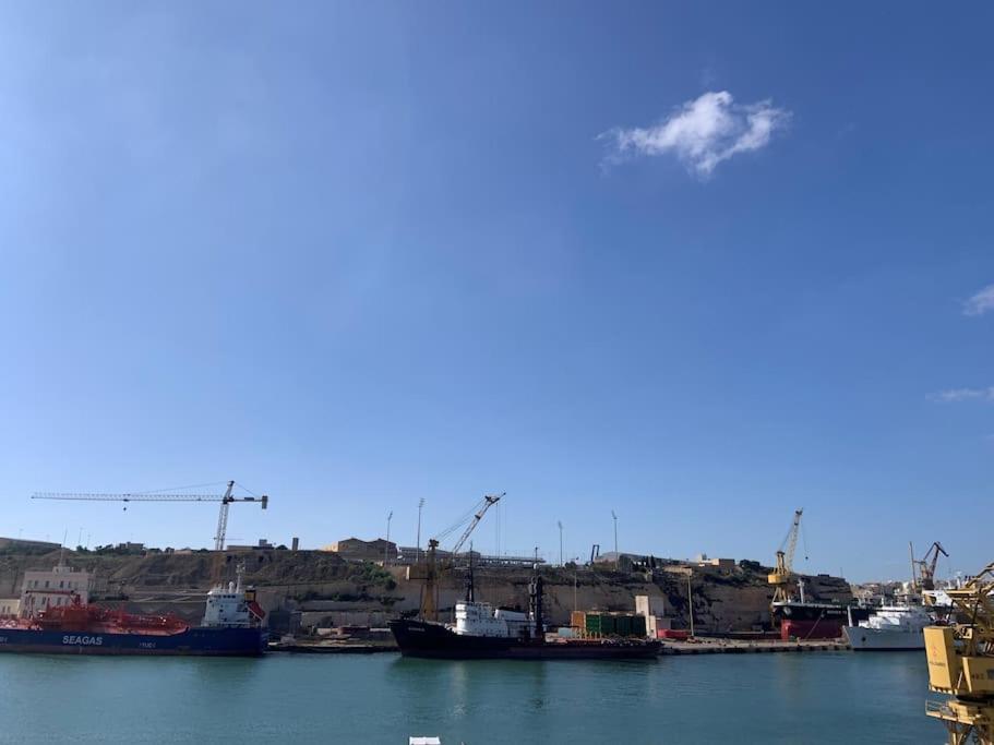 Deck 3 Savynomad Harbour Residences Wow Views Cospicua Exteriör bild